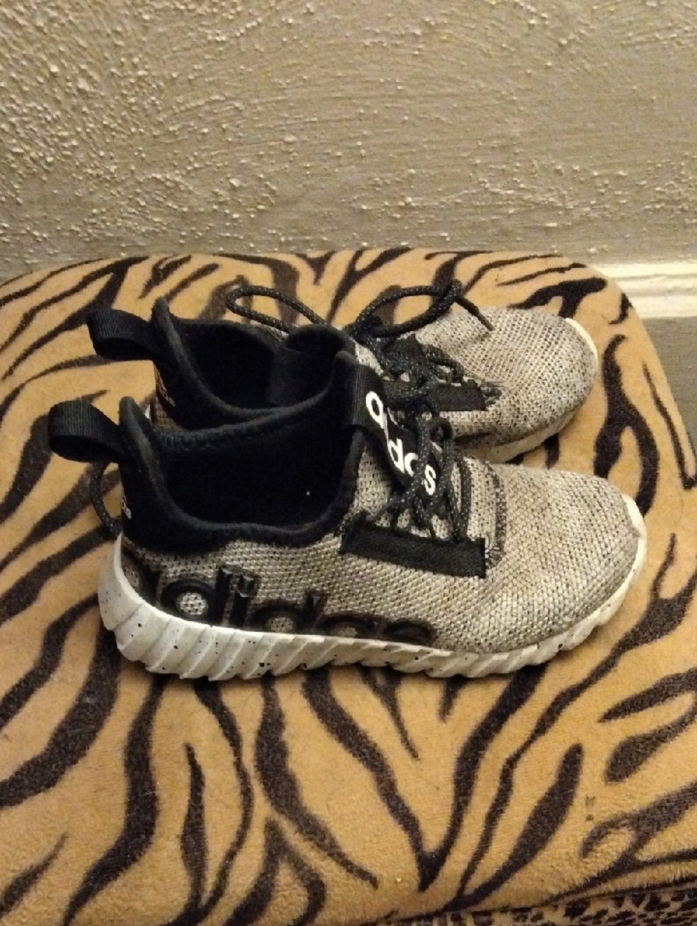 adidas Kids Black & Gray Knit Slip-On Sneakers